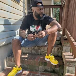 Meet your Posher, Kyle